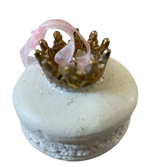 RACHEL ZOE Gold Crown Pastel Macaron Ornament Set of 6 Valentines Day Decor New - Picture 6 of 16